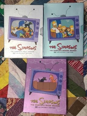 The Simpsons DVD Collector's Edition: Seasons 1-3